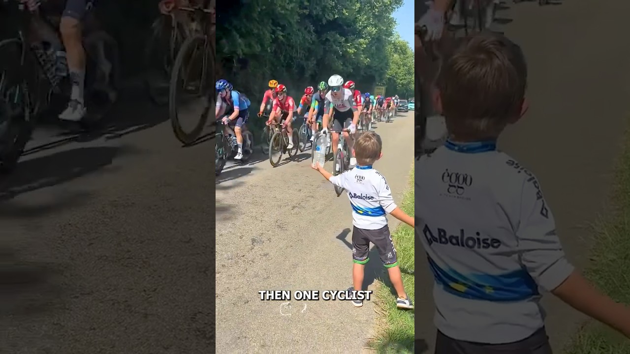 Он ждал велосипедистов с водой… То, что сделал один из велосипедистов дальше, растопит ваше сердц...