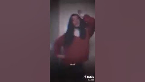 تشك ان فيه شخص يراقبك ويحبك ومعجب فيك بس ساكت؟🙂💙