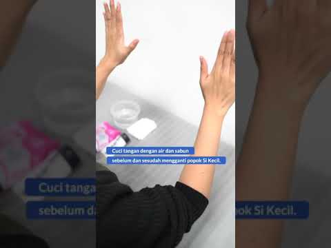 Video: 3 Cara untuk Memasang Popok Kain pada Anak yang Mengandung