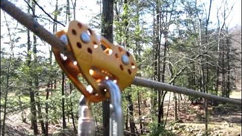 TREE HOUSE ZIP LINE !!!