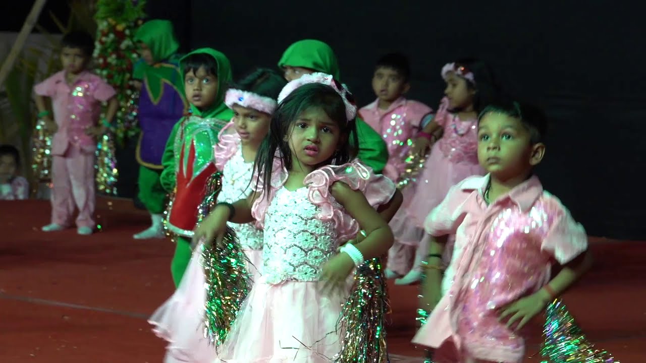 Nursery kids dance - YouTube