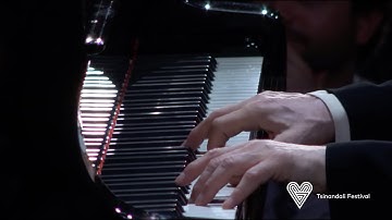András Schiff Brahms Intermezzo in A major op.118 no.2 (Encore)