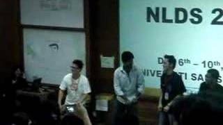 NLDS 2006 Faci Dance