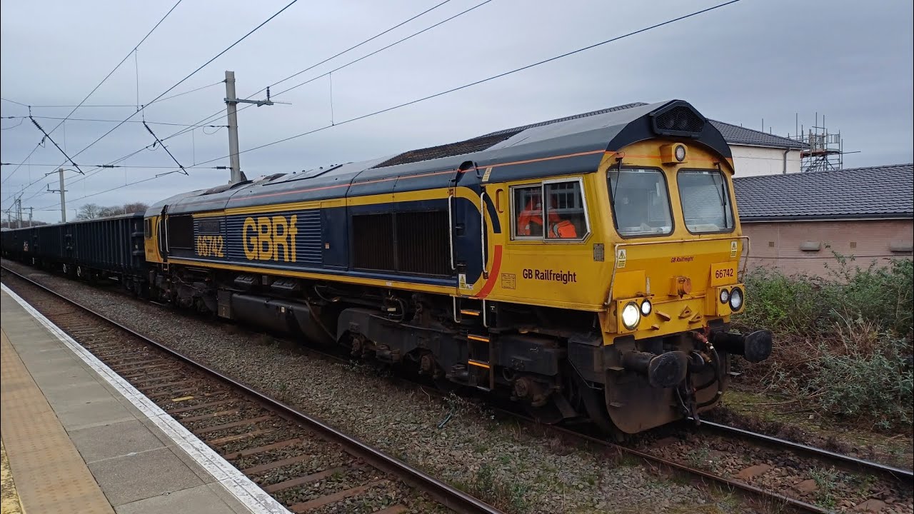 class 66 742 departs warrington Bank Quay 16/3/24 subscribe - YouTube