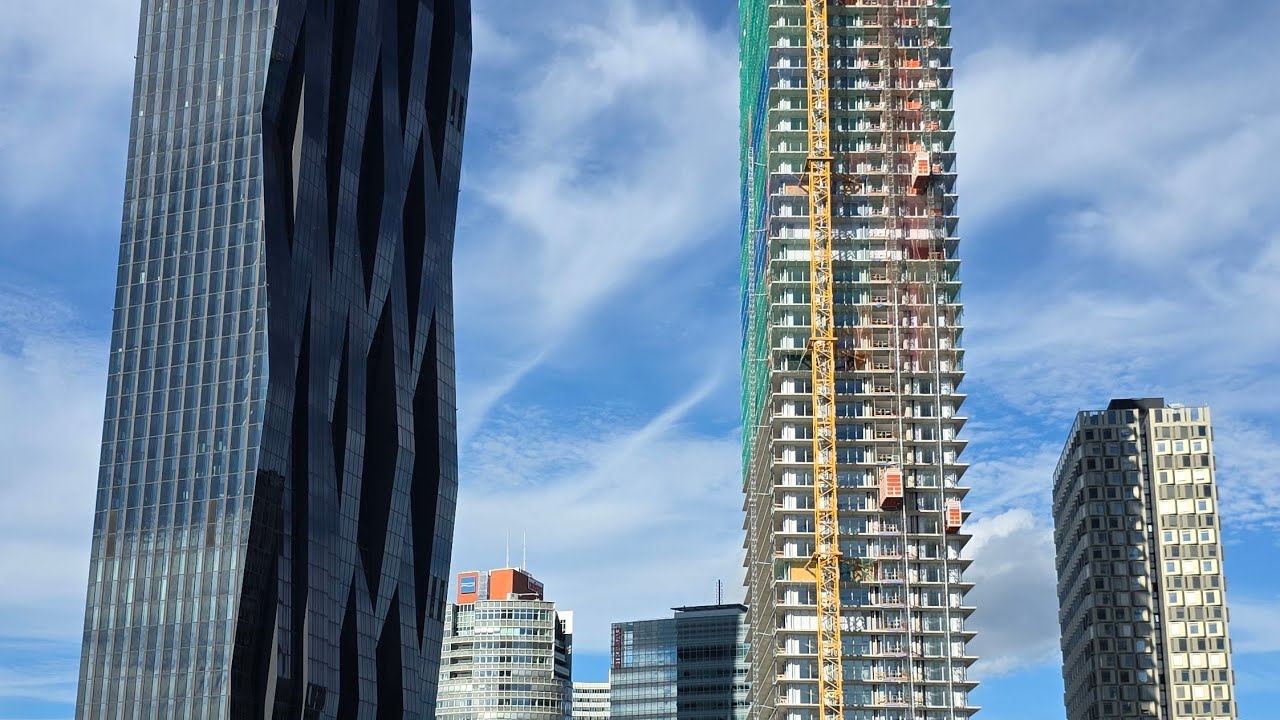 Neues aus Wien 50: DC Tower 2
