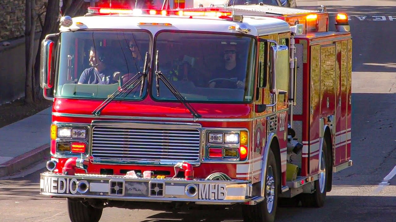 Manhattan Beach Fire Dept Engine 22 McCormick Ambulance 1501 manhattan-beach-fire-dept-engine-22-mccormick-ambulance-1501