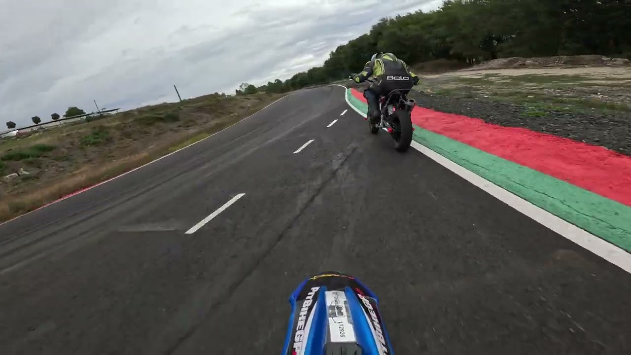 Rodando en el nuevo circuito Choqueiro (parte 2)