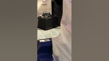 Lantech Q300 Turntable Stretch Wrapper with Scale