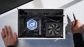 The Most Beloved ITX Case  FormD T1 Gaming PC Build