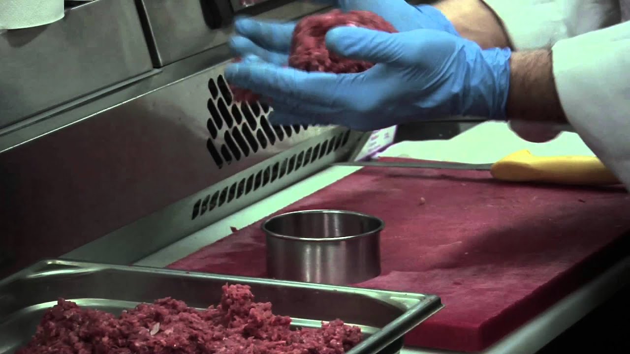 gran recorregut prades GR Barcelona: Els secrets de l'hamburguesa La Royale amb Ferran Cazaña