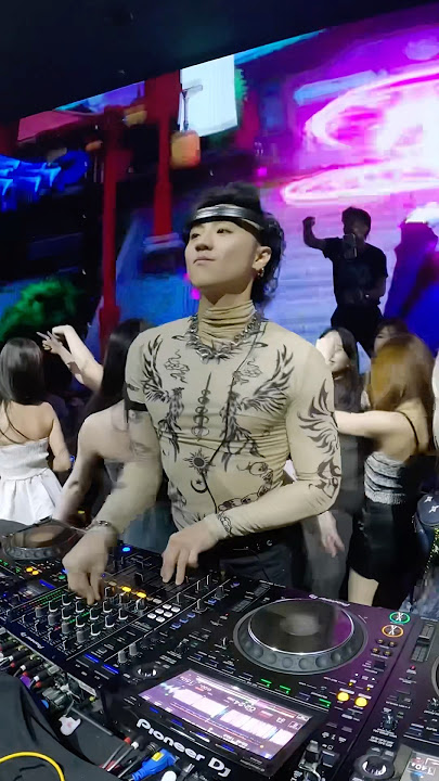 Malaysia’s son in law has returned for the girls #djwukong #wukong #pittclub #edm #club #ploom