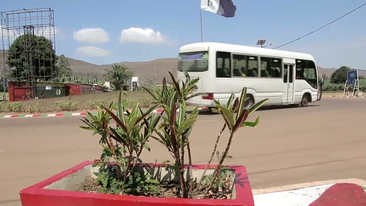 RUYIGI KUMUGWA MUKURU W' INTARA