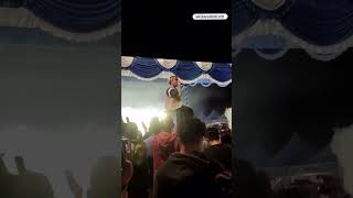 RYAN LIVE PERFORMANCE 7