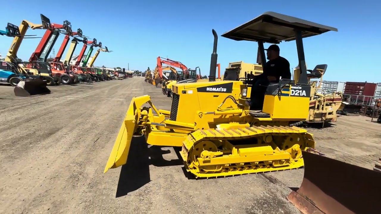 Komatsu D21A Crawler Dozer - YouTube