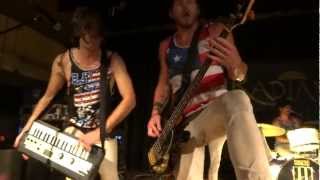 Family Force 5 - Fever (Front) in 1080p HD / HQ Stereo Surround Sound