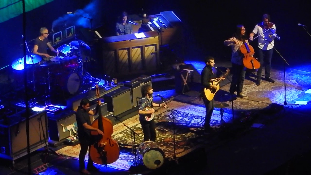 The Avett Brothers "Laundry Room" at Outlaw Festival 2019 YouTube