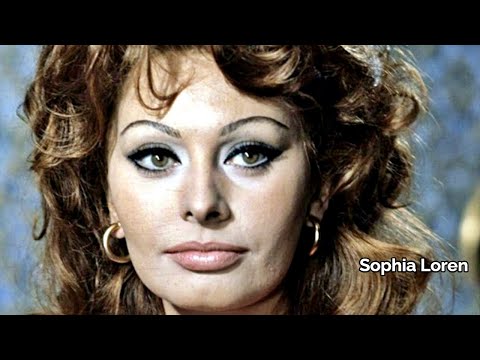 Sophia Loren Goes TOPLESS, Try Not TO Gasp..Take a look