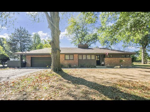 745 W Carisbrook Dr, Maumee, OH home video tour