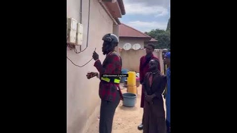 Electrician forgets live wire n bites cables