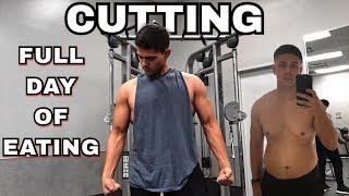 Hey im back!!! haha showing you guys the meals i eat in a daily basis.
currently cutting down for summer. 6 weeks into my diet and need 14
more u...