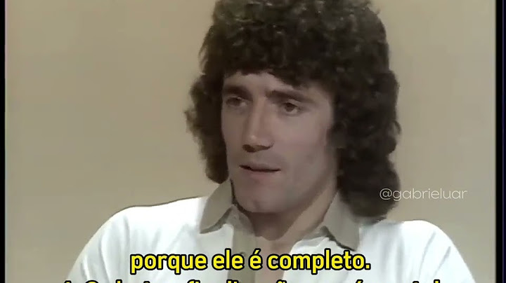 Zico recebendo elogios de CRUYFF e KEEGAN