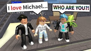 GIRLFRIEND CHEATS ON BOYFRIEND WITH ME?! (Roblox Highschool)