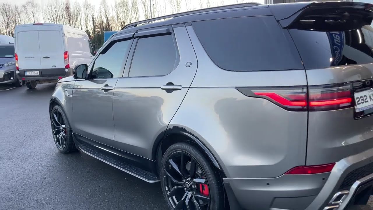 (232) LAND ROVER DISCOVERY 3.0 SD6 R-DYNAMIC OVERFINCH