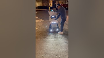 ROBOT DELIVERY: Isaiah Food Delivery Robot Picks Up an Order #robotics #automation #ai