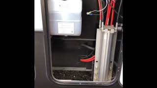 HOW TO repair popping noise on Lippert hydraulic leveling jacks for RV