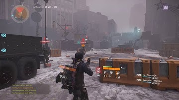 The Division Dark Zone PVP 2 vs 4.  NPC helps kill the last runner.