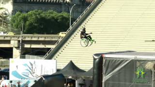 Aaron "Wheelz" Fotheringham Jumps the MegaRamp screenshot 3