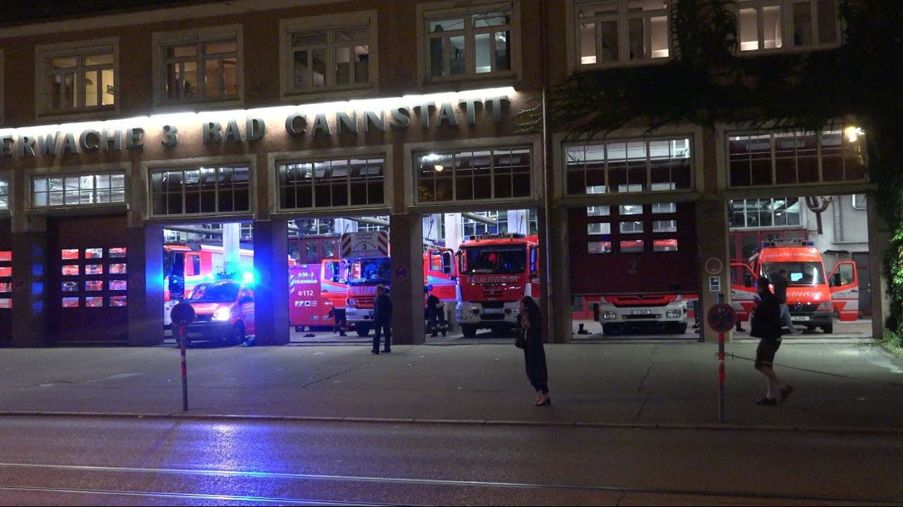 [FEUER AUF VOLKSFEST] - Feuerwehr Stuttgart: Wachausfahrt & Einsatzstelle auf Cannstatter Wasen -