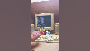Time Travel to 1993: Installing DOOM on My PC!  #shorts  #90s #retro #retrocomputing