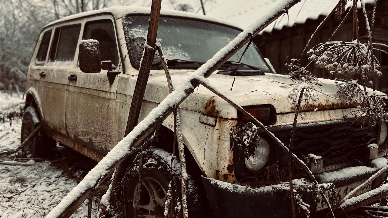 Нашли НИВУ в заброшенной деревне #нива #4x4 #offroad #деревня 