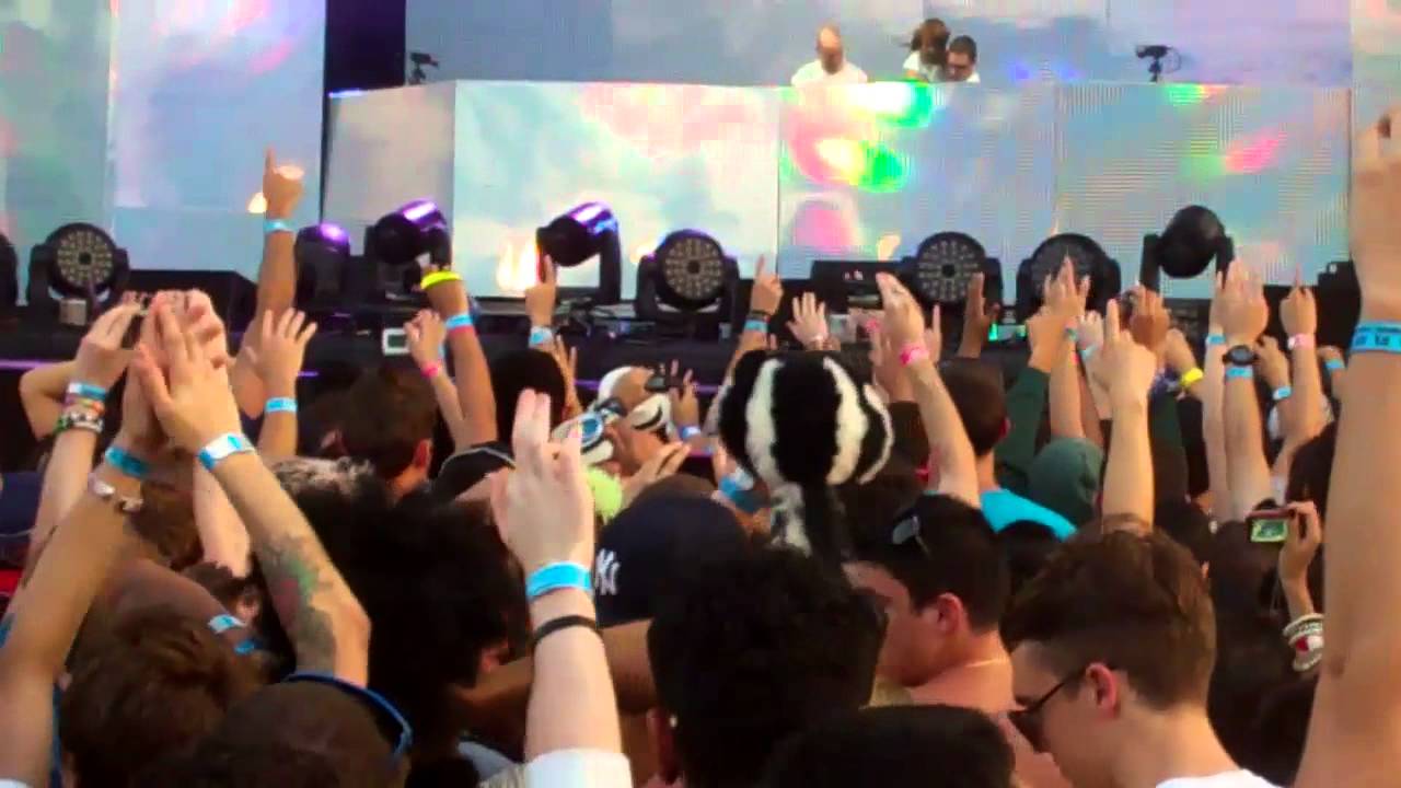 Above& Beyond @ElectricZooNY 2011 "Sun and Moon" LIVE on Day 2!!