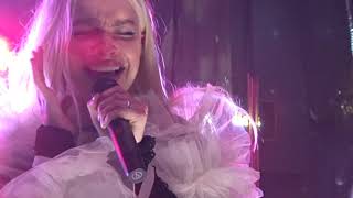 Alice Chater (@AliChater)-Billie Jean @thsndslnd, 15th Nov 2018