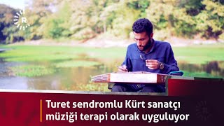 Kürt sanatçı Seyithan Sevinç müziği terapi olarak uyguluyor Resimi