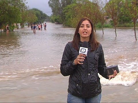 Inundación y evacuados en Obispo Trejo por las intensas lluvias