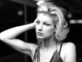 Faith Hill - Somewhere down the road