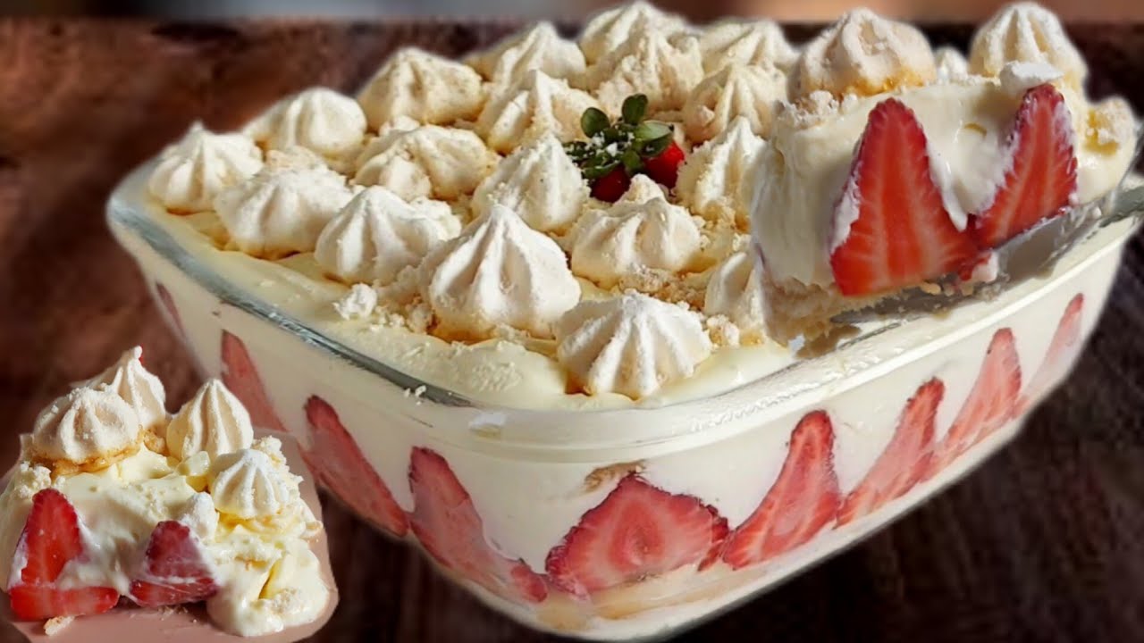 SOBREMESA DE MORANGO RÁPIDA,  FÁCIL E BARATA -SOBREMESA COM MORANGO E SUSPIRO RECEITA DE NATAL FÁCIL