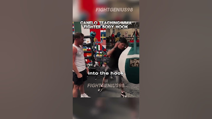 Canelo teaching hook to the body 🥊 #shorts #boxing #boxer