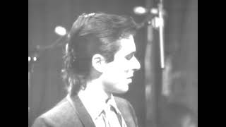 Video thumbnail of "Robert Gordon - It's Only Make Believe - 12/31/1978 - Capitol Theatre"