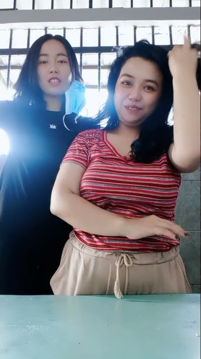 tante semok susu gede