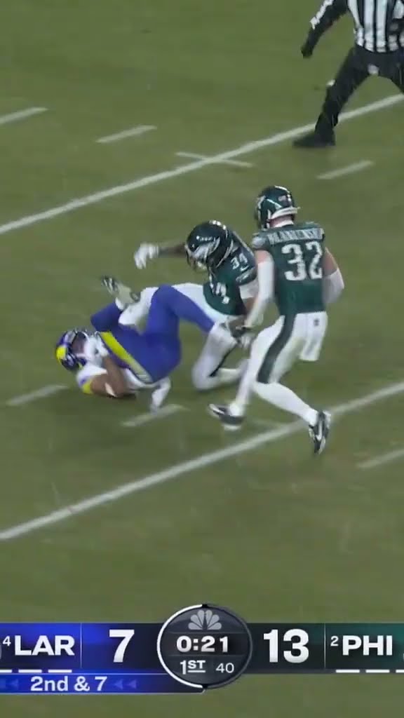 he said  that's my ball!  ? #demarcusrobinson #losangeles #rams #nfl #nflplayoffs