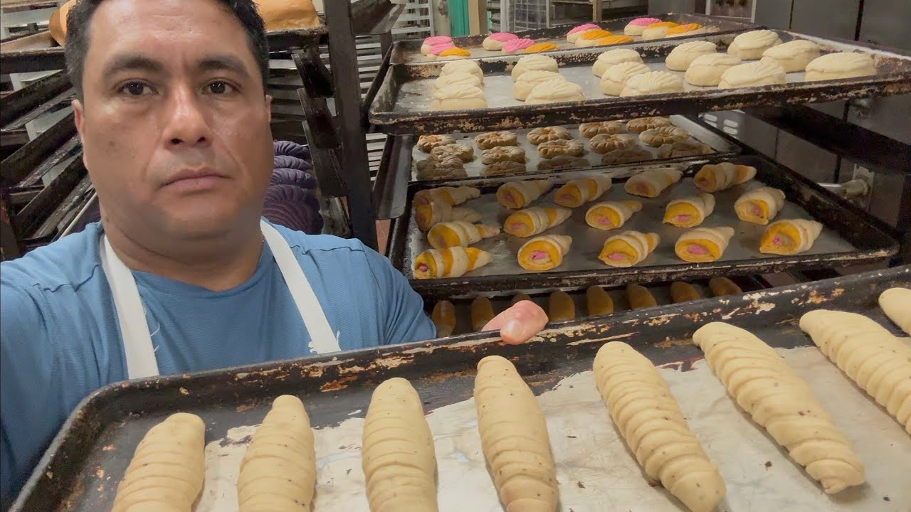 HACIENDO FIGURAS DE LA MASA DE FINO…