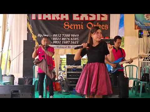 TIARA EXSIS MINI MUSIC_voc MC Kondang zubay_Live Musium 2-11-25 kota Jambi