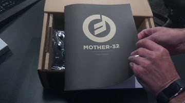Unboxing The Moog Mother 32