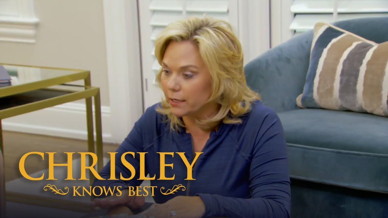 Chrisley Knows Best Season 6, Episode 19 Todd Takes Over Julie's