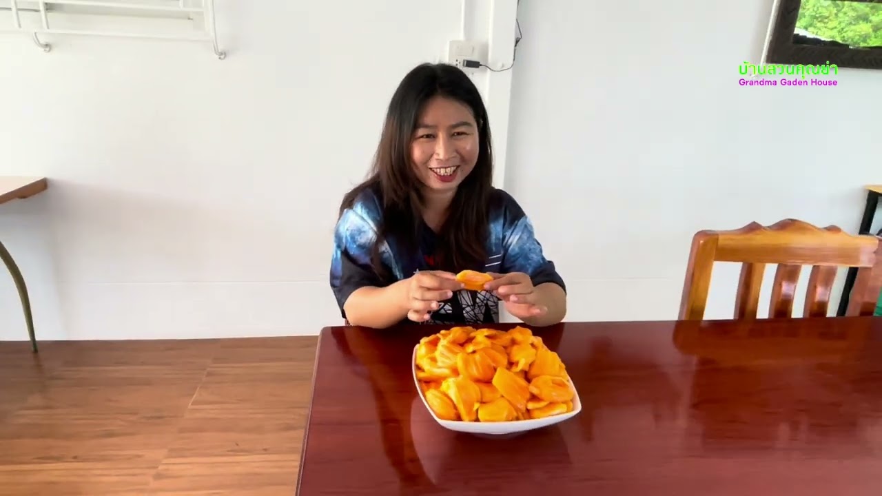 กล้วยสุกคาต้นเลยมาตัดกล้วยกันครับ บ้านสวนคุณย่าโรส Grandma Garden House EP.179