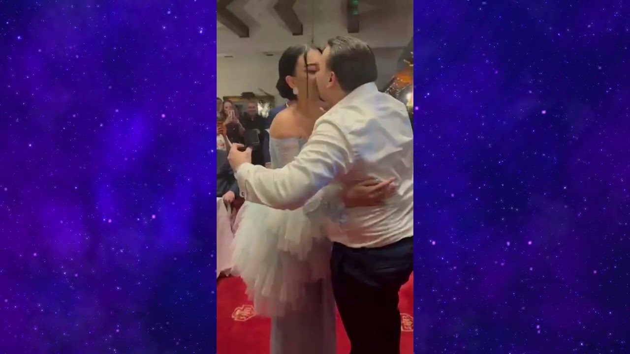 Adrian Minune Jr. și-a cerut iubita de soție!